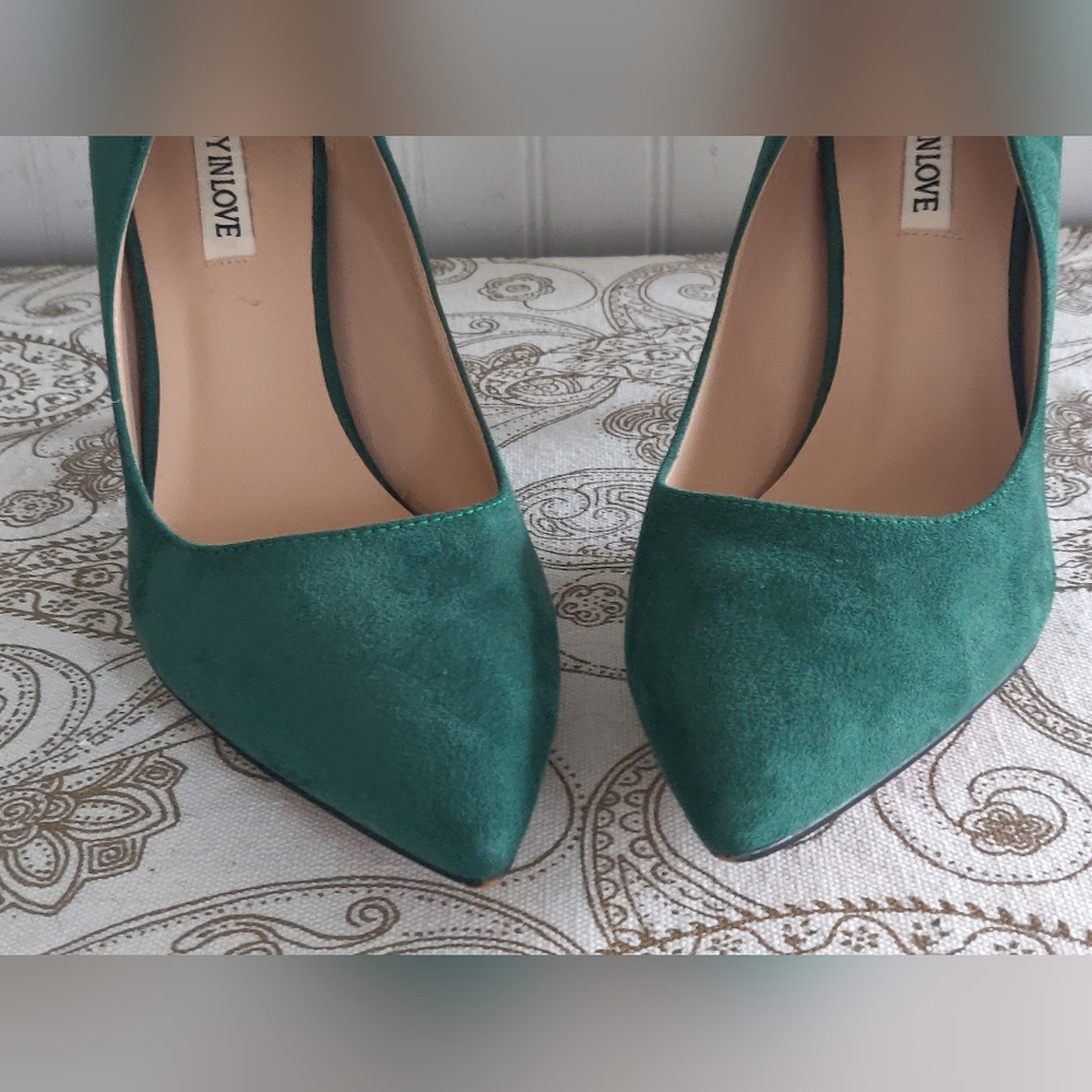 Joy In Love Green Pumps. - Picture 5 of 12